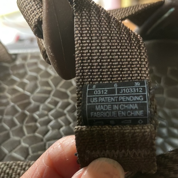 Chacos Size 8 - Picture 8 of 9